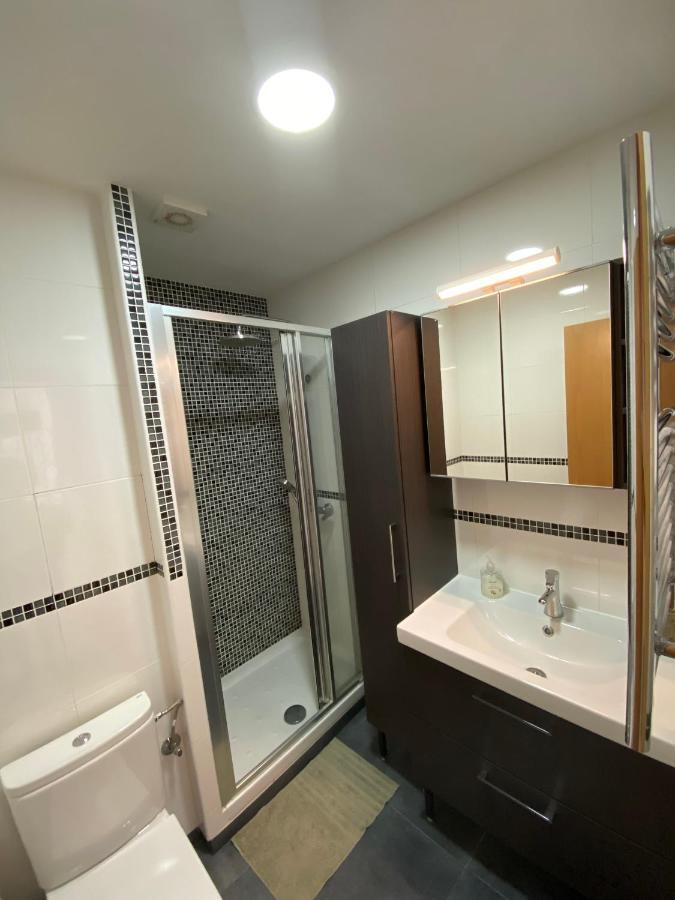 Entire New Apartment 20' From Barcelona Sabadell Exterior foto