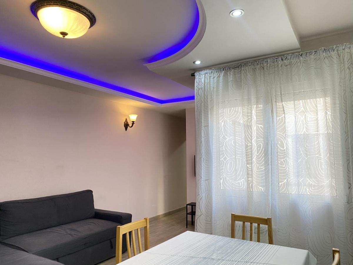 Entire New Apartment 20' From Barcelona Sabadell Exterior foto